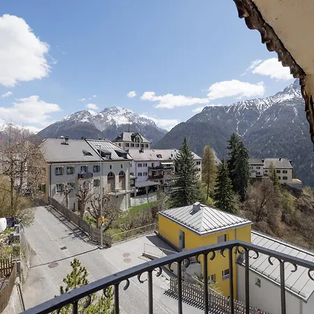 Apartment Chasa Uina 4,5 Dachwohnung Sent GR