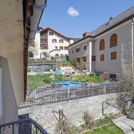 Chasa Uina 4,5 Dachwohnung Apartment